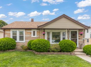 4531 Custer Ave, Lyons, IL