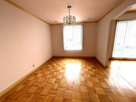 3rd image of 1650 34th Ave