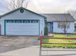 730 Midway Rd, Medford, OR 97501