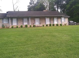 504 S Charles Seivers Blvd, Clinton, TN 37716