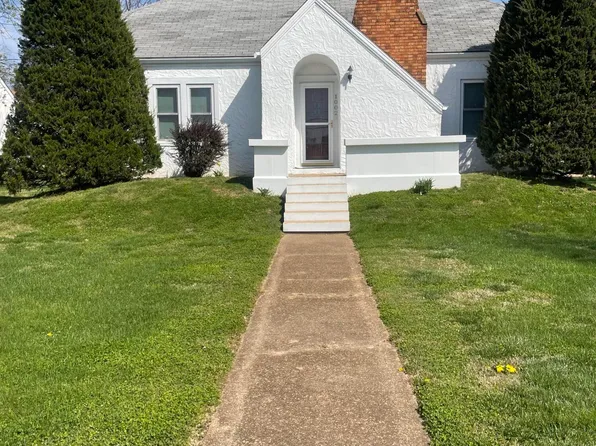 1002 Ozark Avenue, Cabool, MO 65689