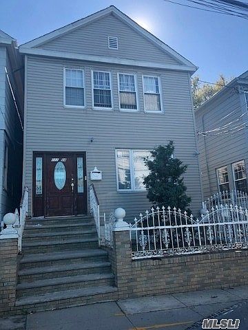 1st image of 11104 14th Ave #111-04