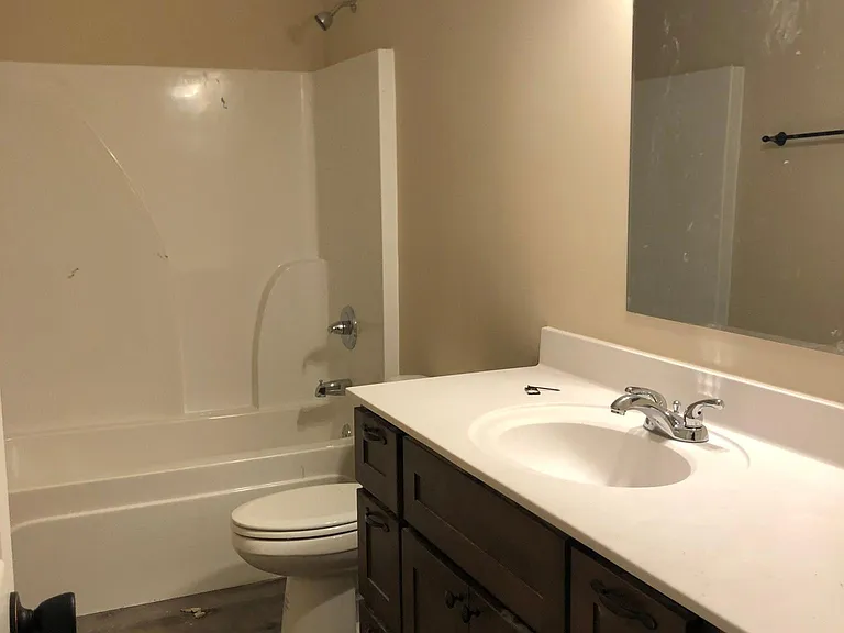Guesy Bath
