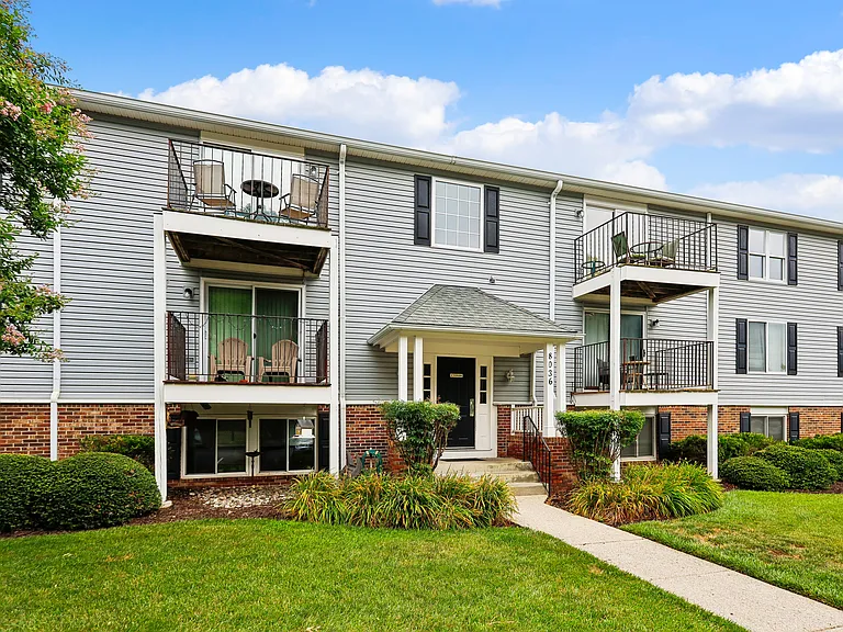 8036 Abbey Ct #D — Photo 1
