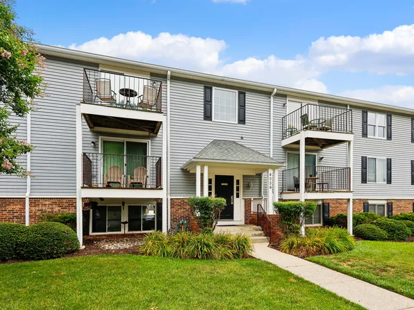 8036 Abbey Ct APT D, Pasadena, MD 21122