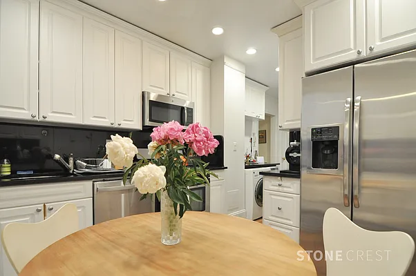 Rented by Stonecrest Realty | media 19