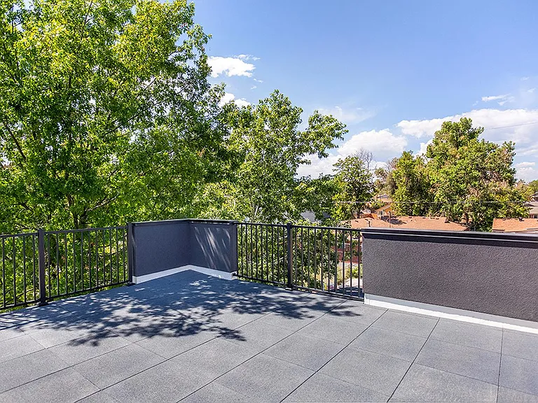 4225 Mariposa St — Photo 23
