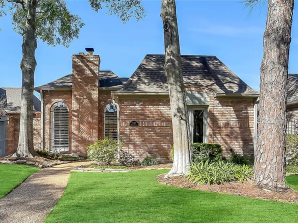 9410 Briar Forest Dr, Houston, TX 77063