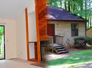 909 W Chatham St APT C, Cary, NC 27511