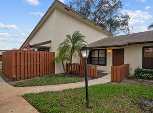 8014 SE Villa Cir, Hobe Sound, FL 33455