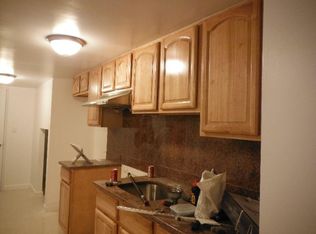 12161 6th Ave, College Point, NY 11356