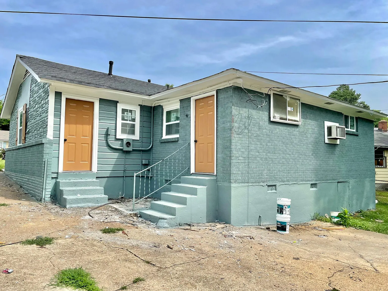 4 bed, 1400 sqft, $1,300 — Photo 3