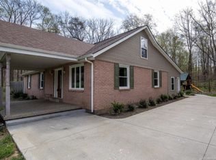 303 Haddox Rd, Henryville, IN 47126