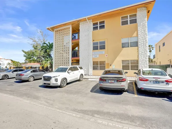 744 NE 14th Ave APT 1, Fort Lauderdale, FL 33304