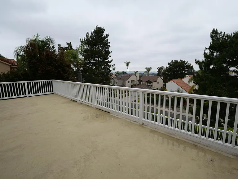 25051 Amberwood — Photo 22