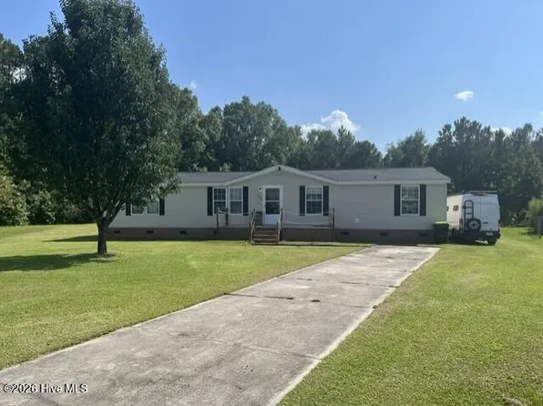 144 Corena Avenue, Maysville, NC 28555