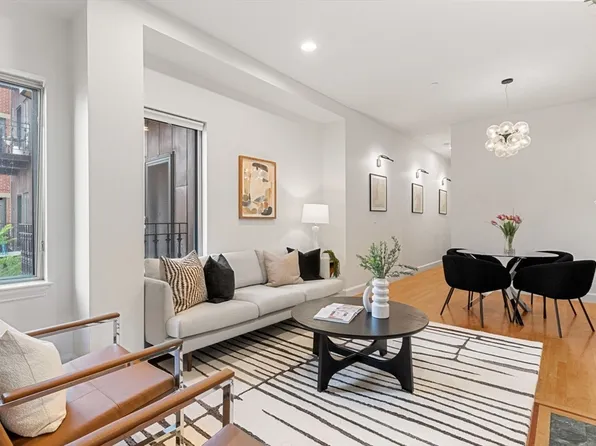 2 Clarendon St APT 508, Boston, MA 02116