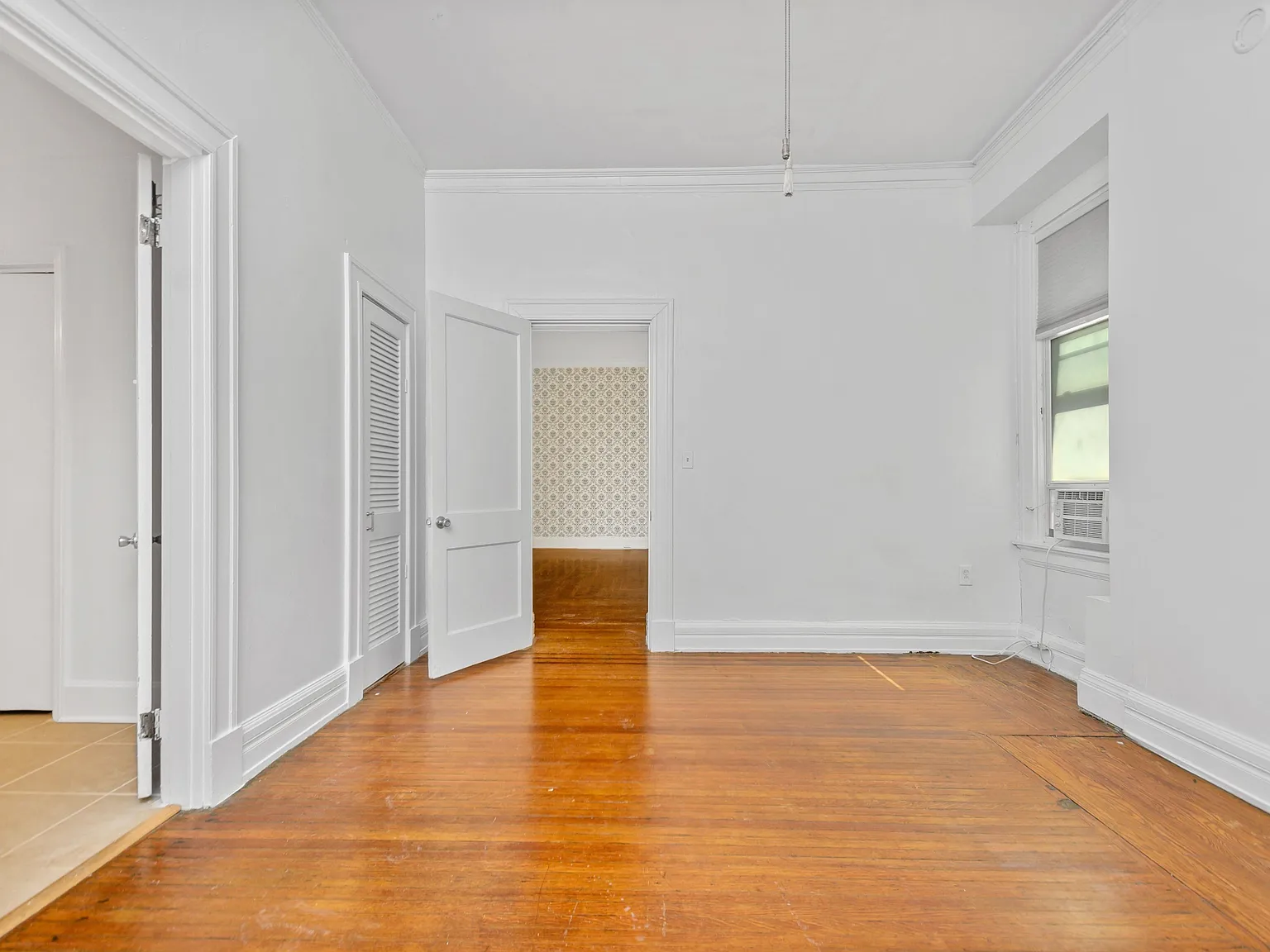 3606 Michigan Ave — Photo 3