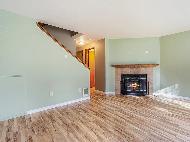 7794 Skansie Ave — Photo 3