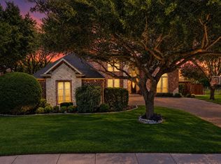 812 White Buffalo Ln, Heath, TX 75032