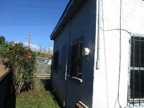 3rd image of 106 Pepper Dr