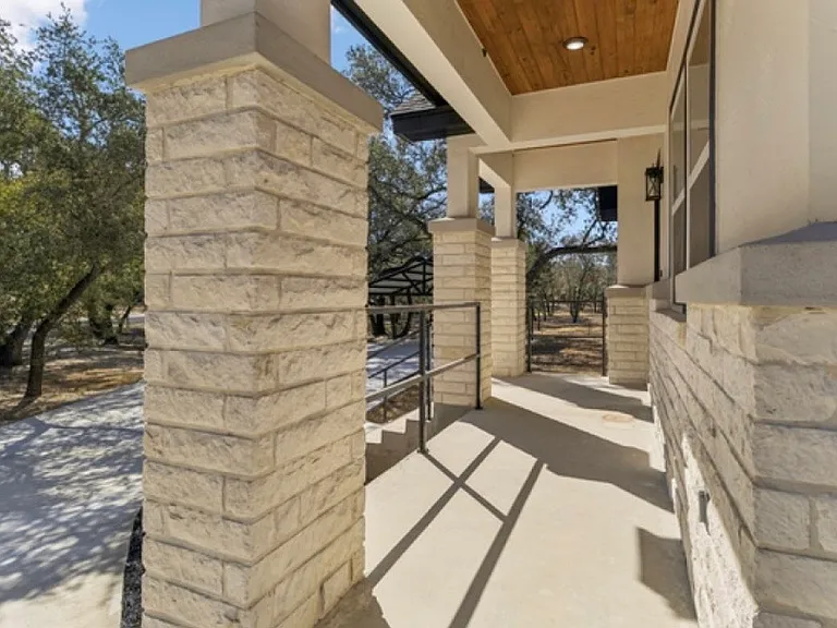 5571 Eichman Rd — Photo 3