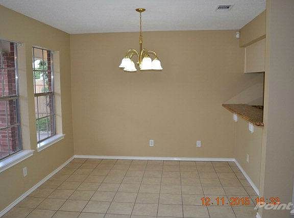 Dining Rm.