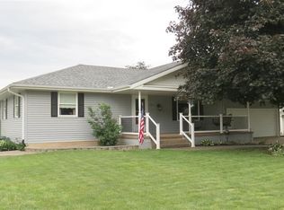 915 S 5th St, Maquoketa, IA 52060