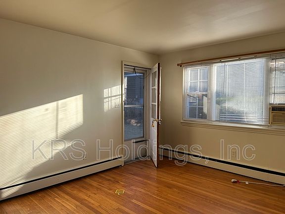 5th image of 383 Monticello Ave