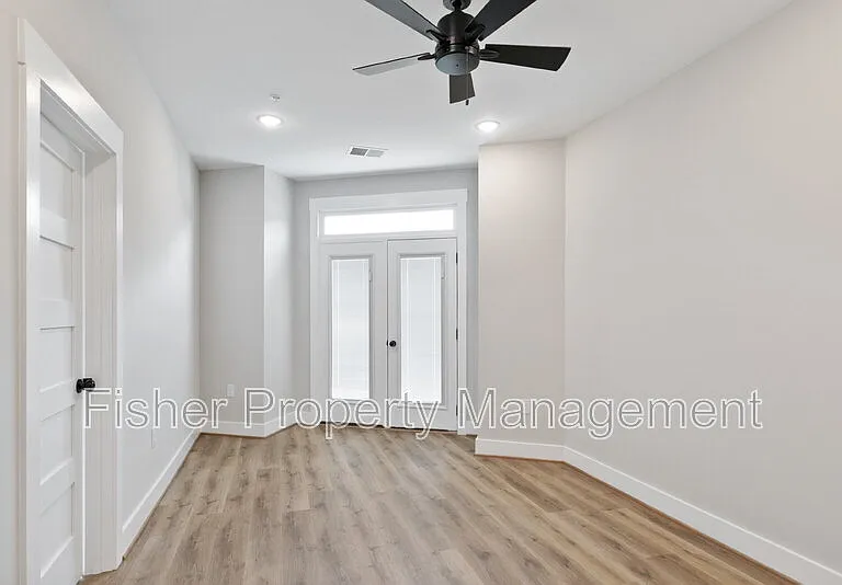 2200 Carrington St #301 — Photo 5