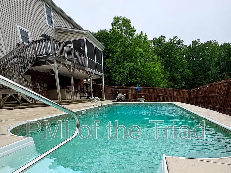 3900 Hunt Chase Ct — Photo 26