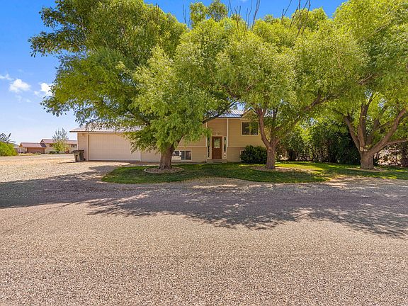 4th image of 3900 N Quarterhorse Dr