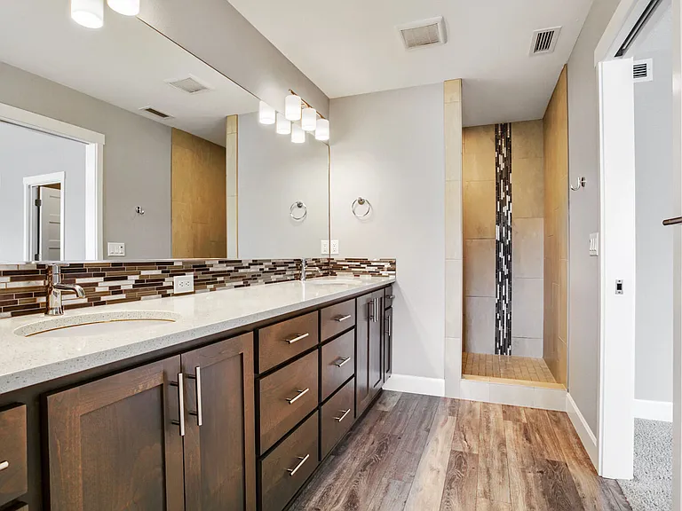 5210 NE 133rd St — Photo 18