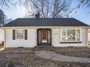 200 Terrace Dr, Waterloo, IA 50702