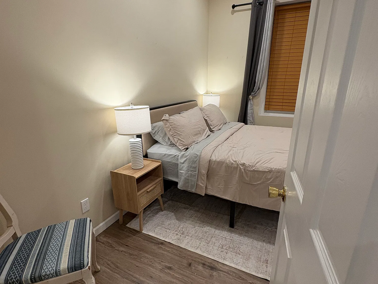 1 bed, 800 sqft, $2,000 — Photo 3
