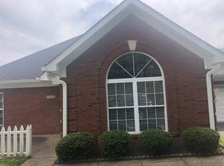 10106 Grey Hawk Dr, Louisville, KY 40219