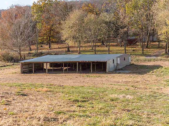 5th image of 8099 Baxter Ln