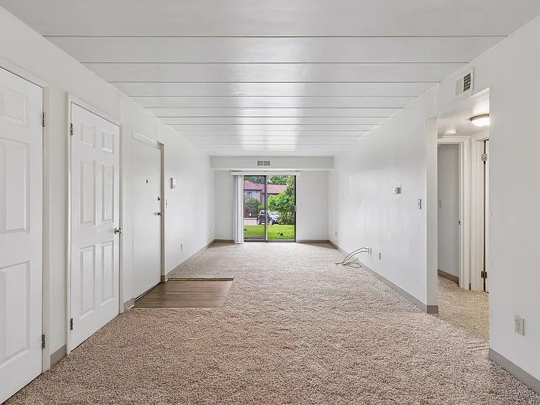 Forest Apartments — Photo 5