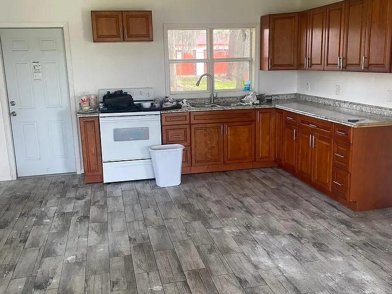 122 Twin Lake Blvd — Photo 9