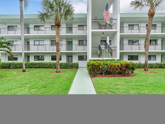 3rd image of 15365 Lakes Of Delray Boulevard #209