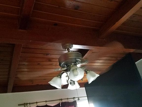 5th image of 705 Jazmin Ave