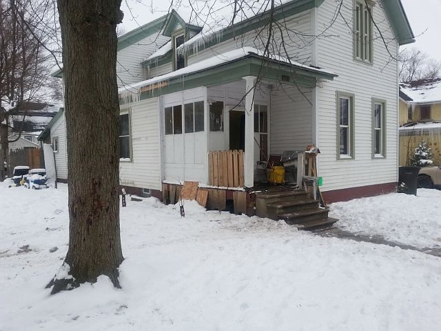 1st image of 819 W Franklin St