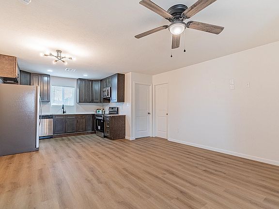 5th image of 308 S 19th Ave