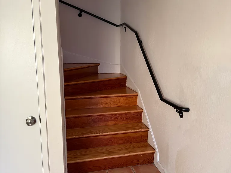 171 Alexander Ave — Photo 24
