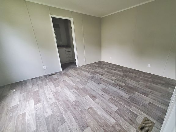 4th image of 13318 S Dixie Hwy #82