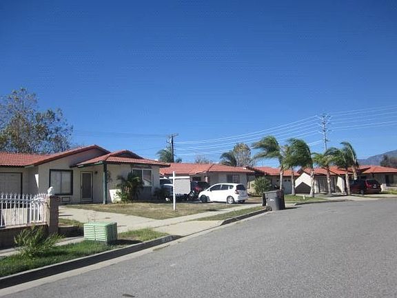 3rd image of 469 S Soboba Dr