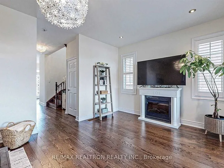 312 Ritas Ave — Photo 7