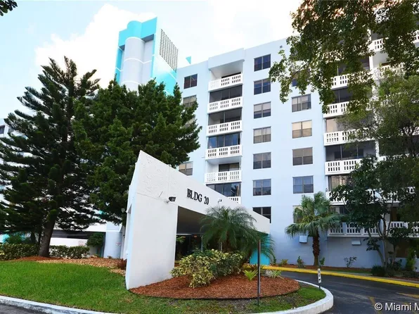 919 Hillcrest Dr APT 204, Hollywood, FL 33021