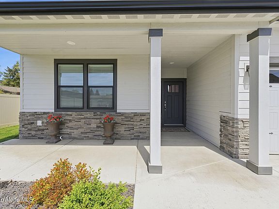 3rd image of 641 Ripatti Way