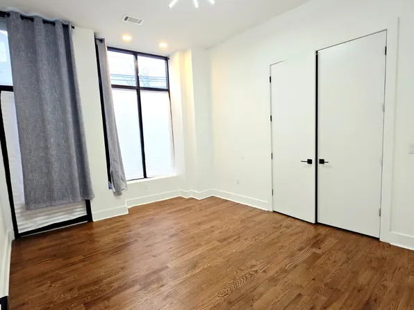 73 Court House Place image 11 of 13